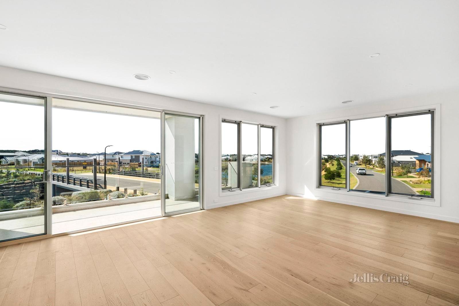 2 Oyster Lane, Point Lonsdale image 3