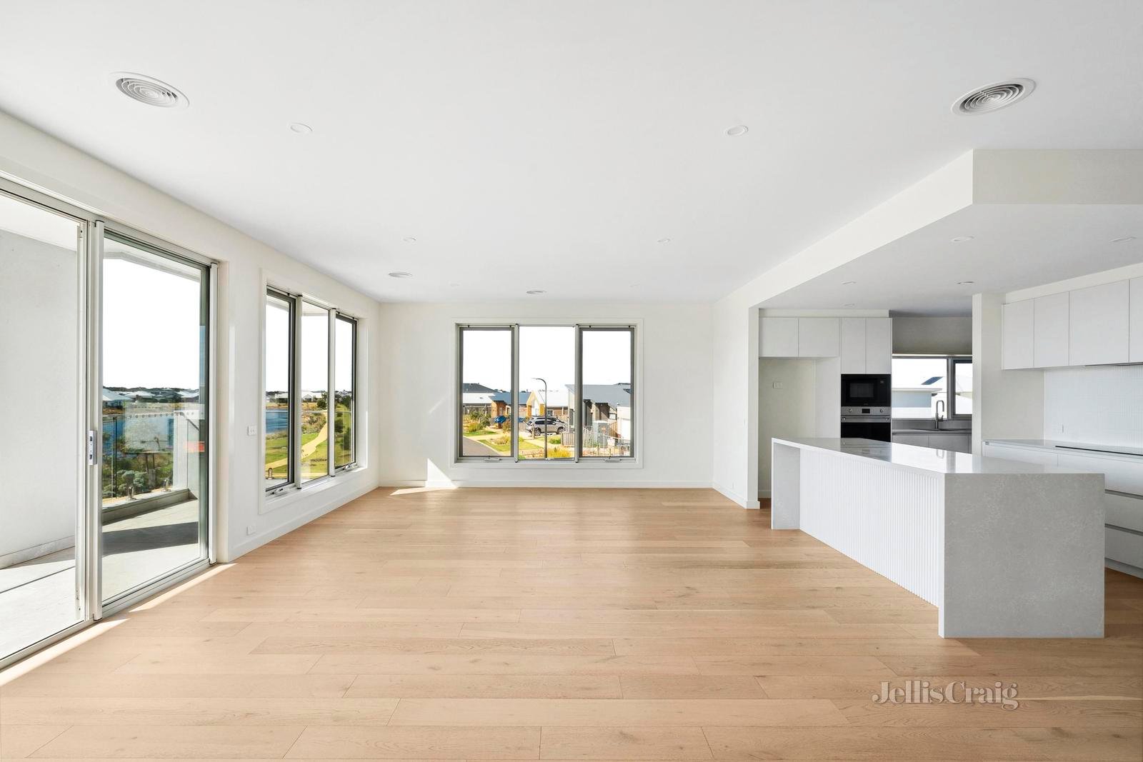 2 Oyster Lane, Point Lonsdale image 4