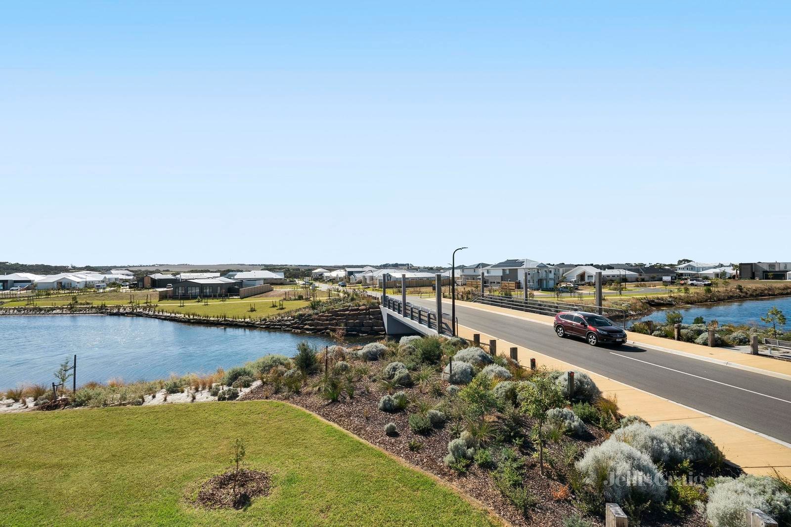 2 Oyster Lane, Point Lonsdale image 12
