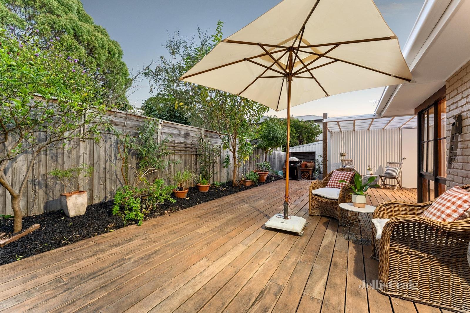 2 Ozone Avenue, Beaumaris image 11