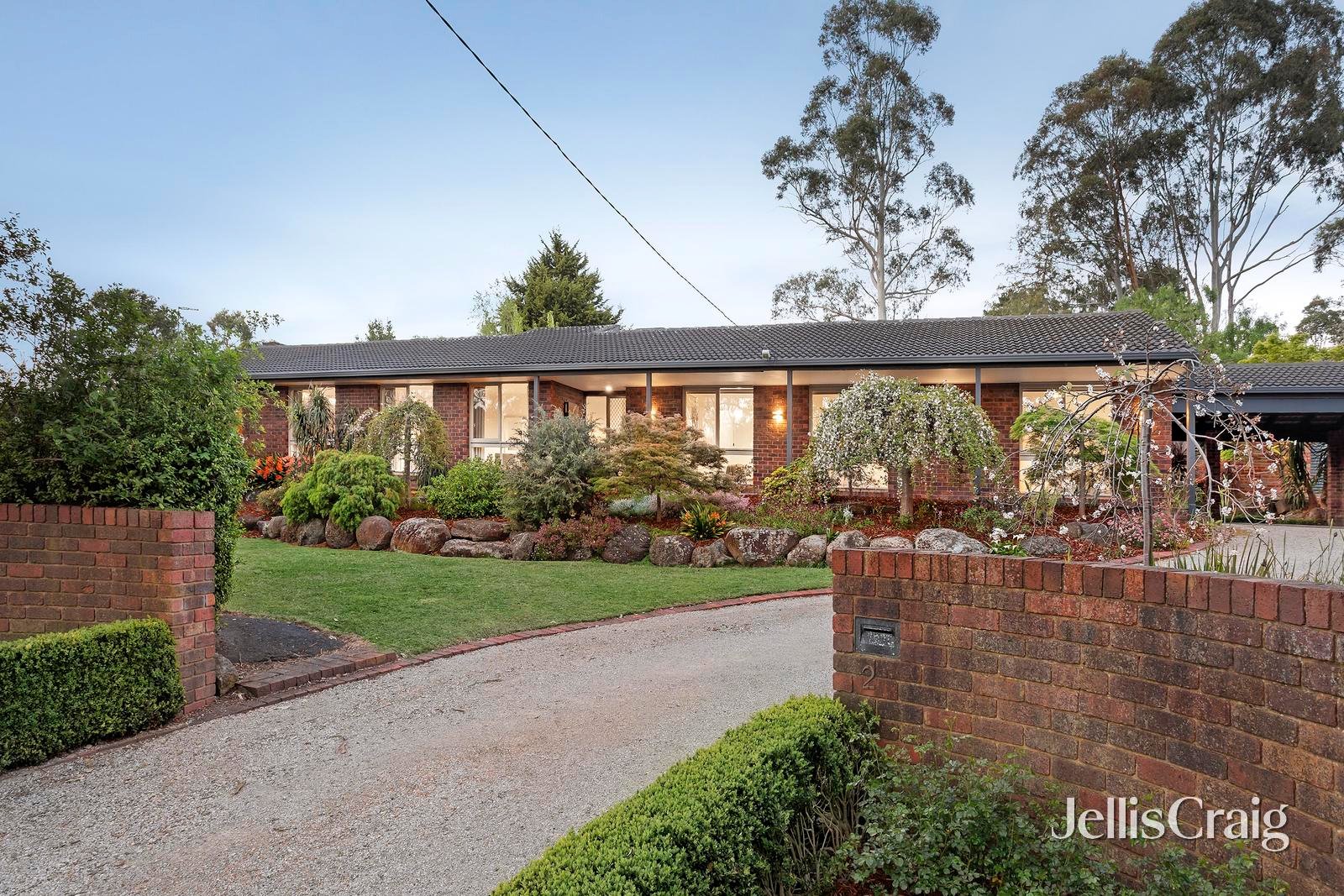 2 Page Court, Wonga Park image 1