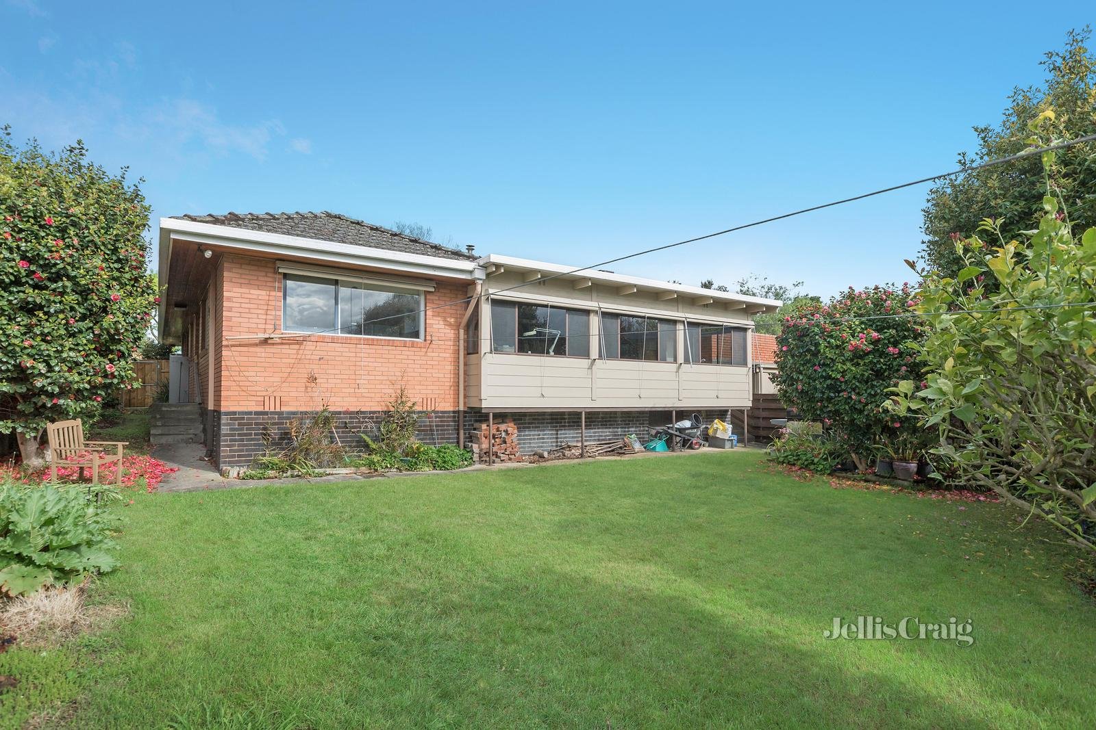 2 Panoramic Grove, Glen Waverley image 10