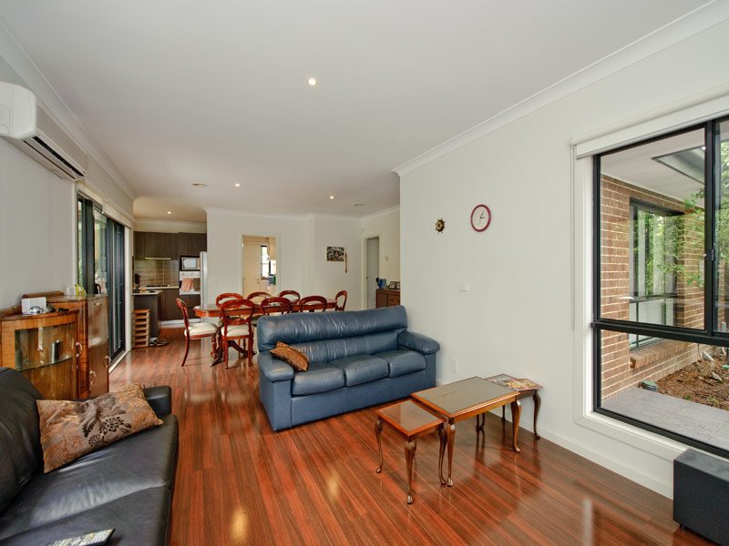 2 Papagee Lane, Box Hill North image 5