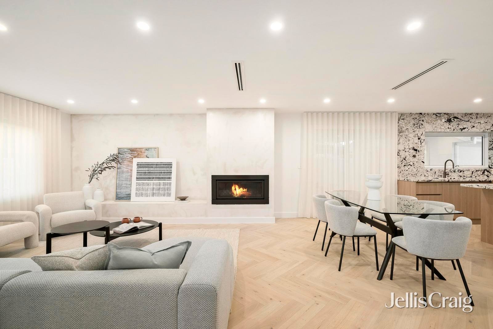 2 Parkview Street, Airport&nbsp;West image 4