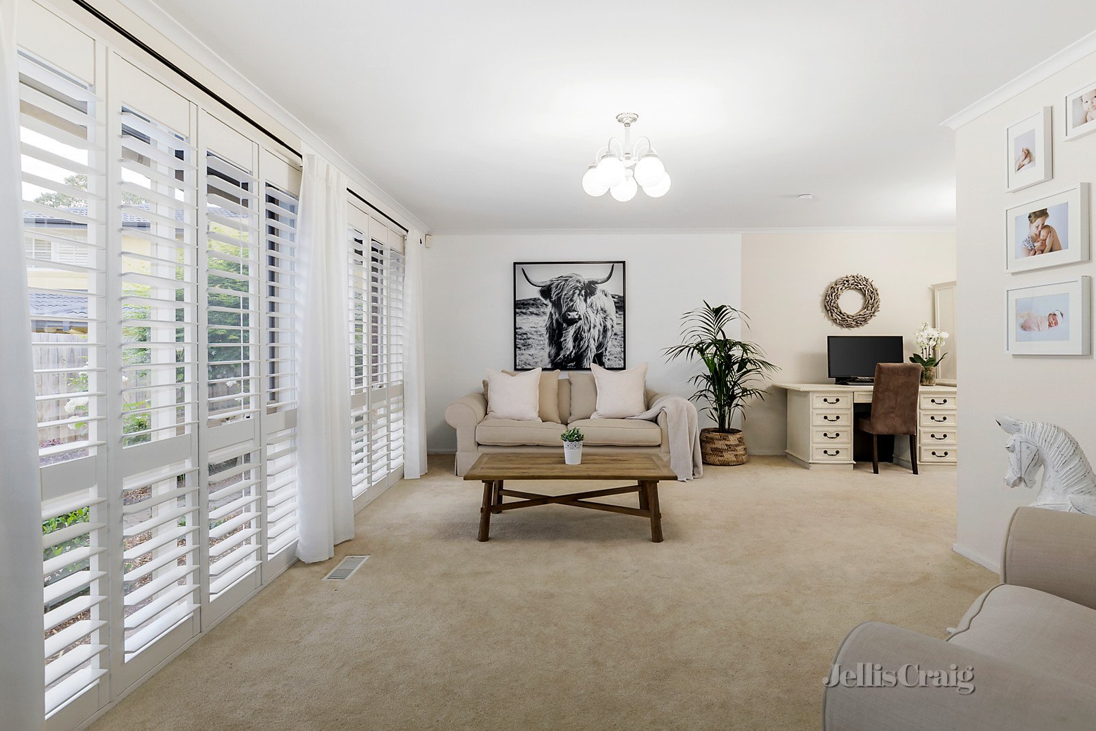 2 Parkville Place, Donvale image 2