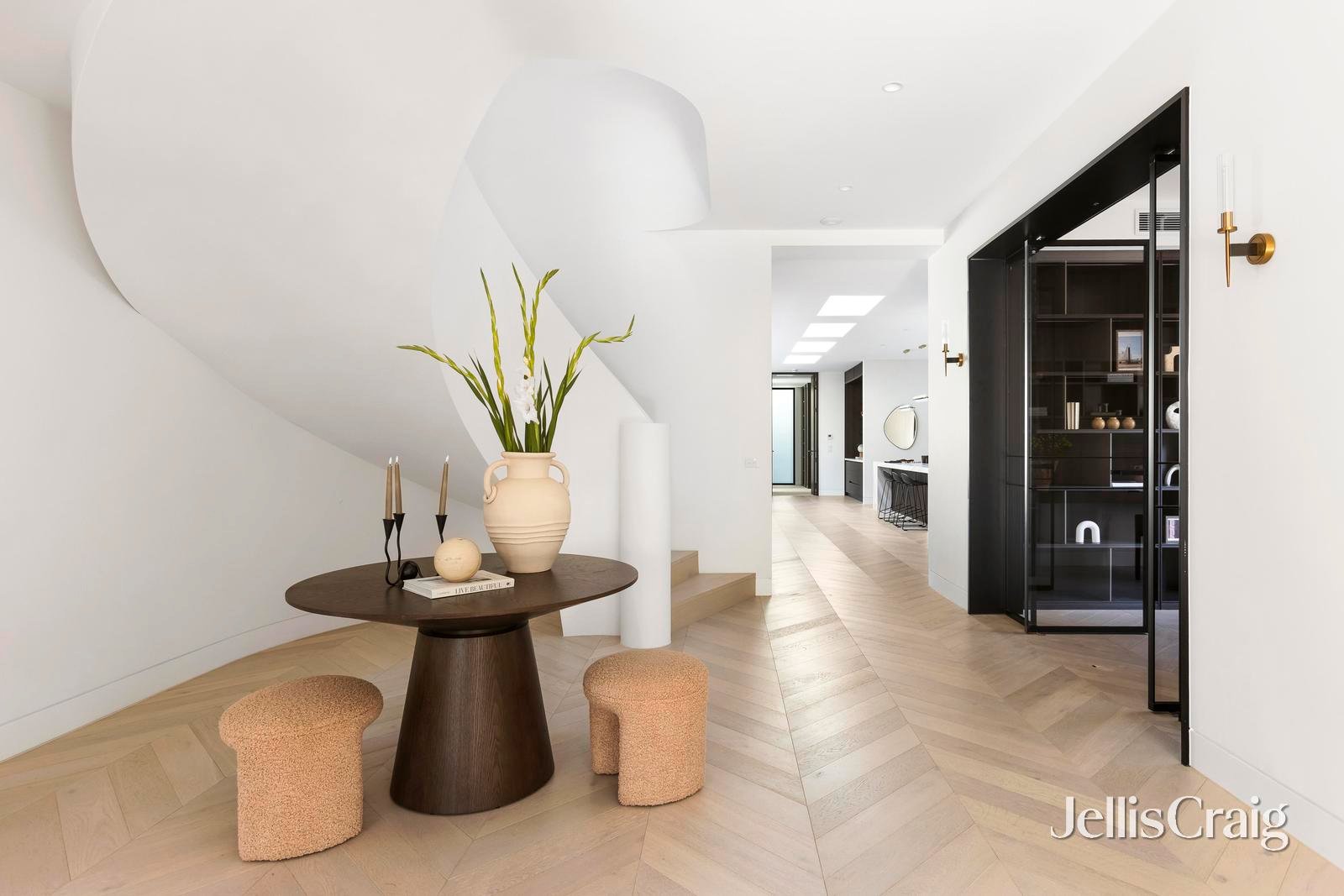 2 Parlington Street, Canterbury image 3