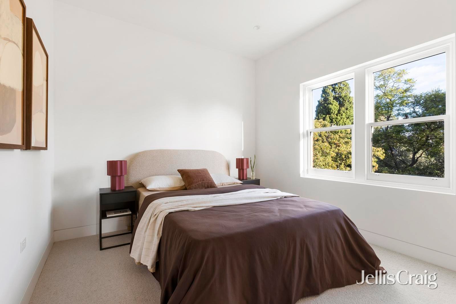 2 Parlington Street, Canterbury image 27