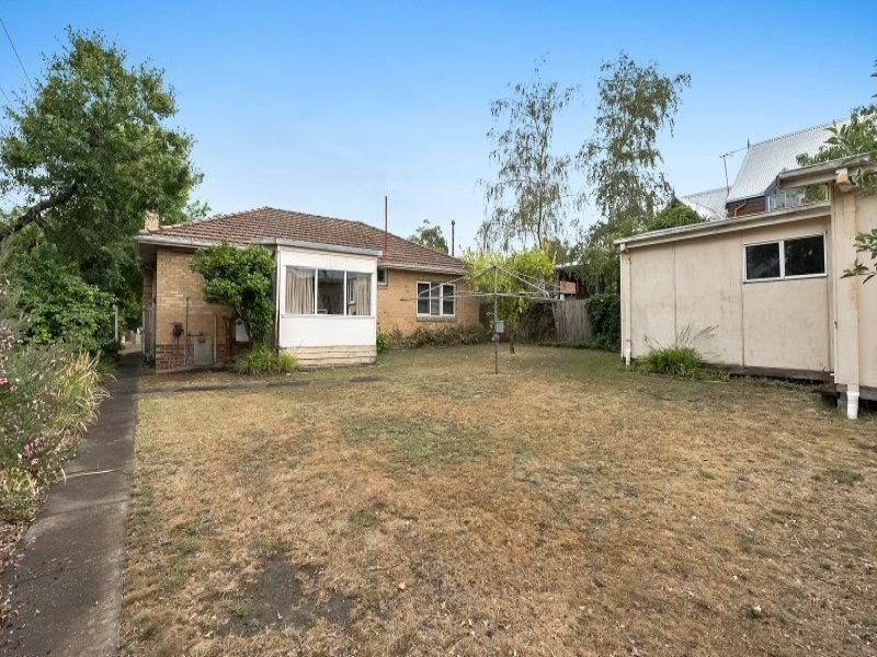2 Patrick Street, Box Hill North image 5