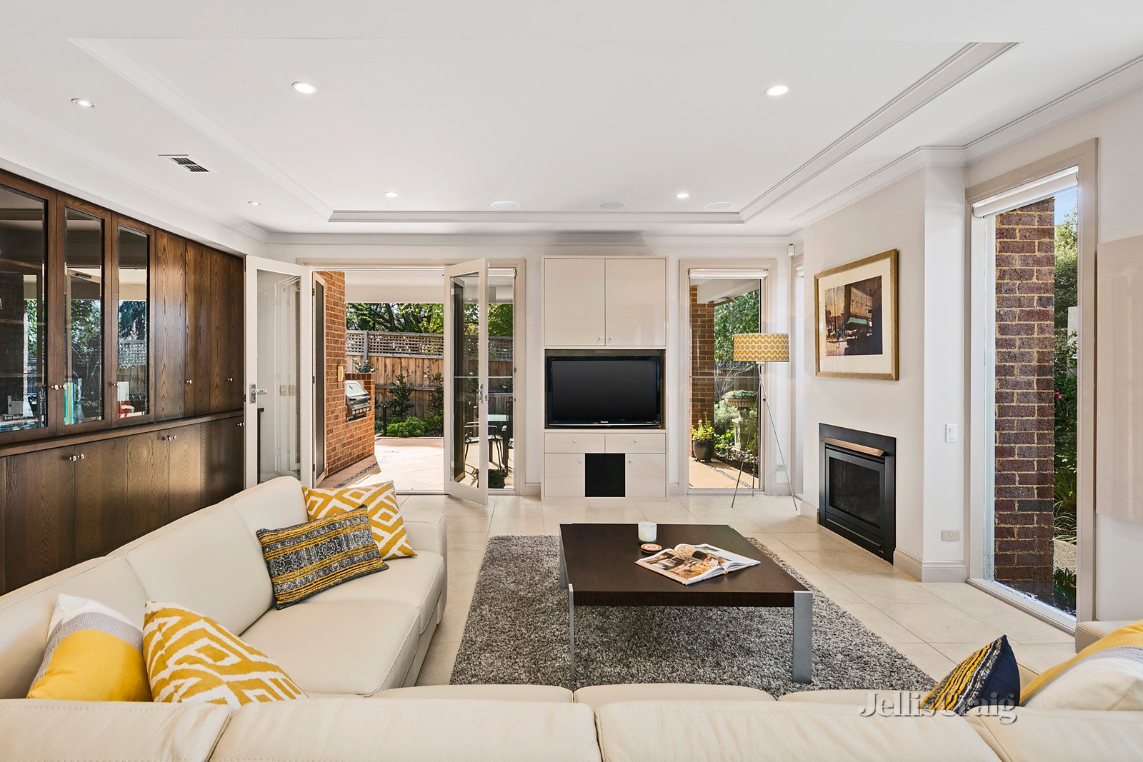 2 Pembroke Road, Balwyn image 3