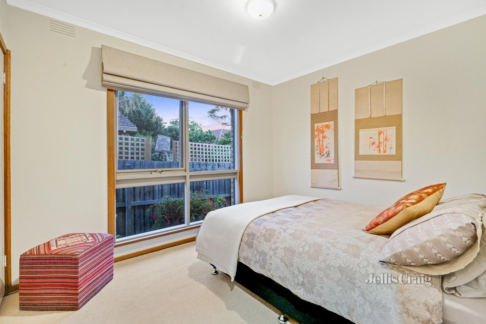 2 Penleigh Court, Mount Waverley image 10