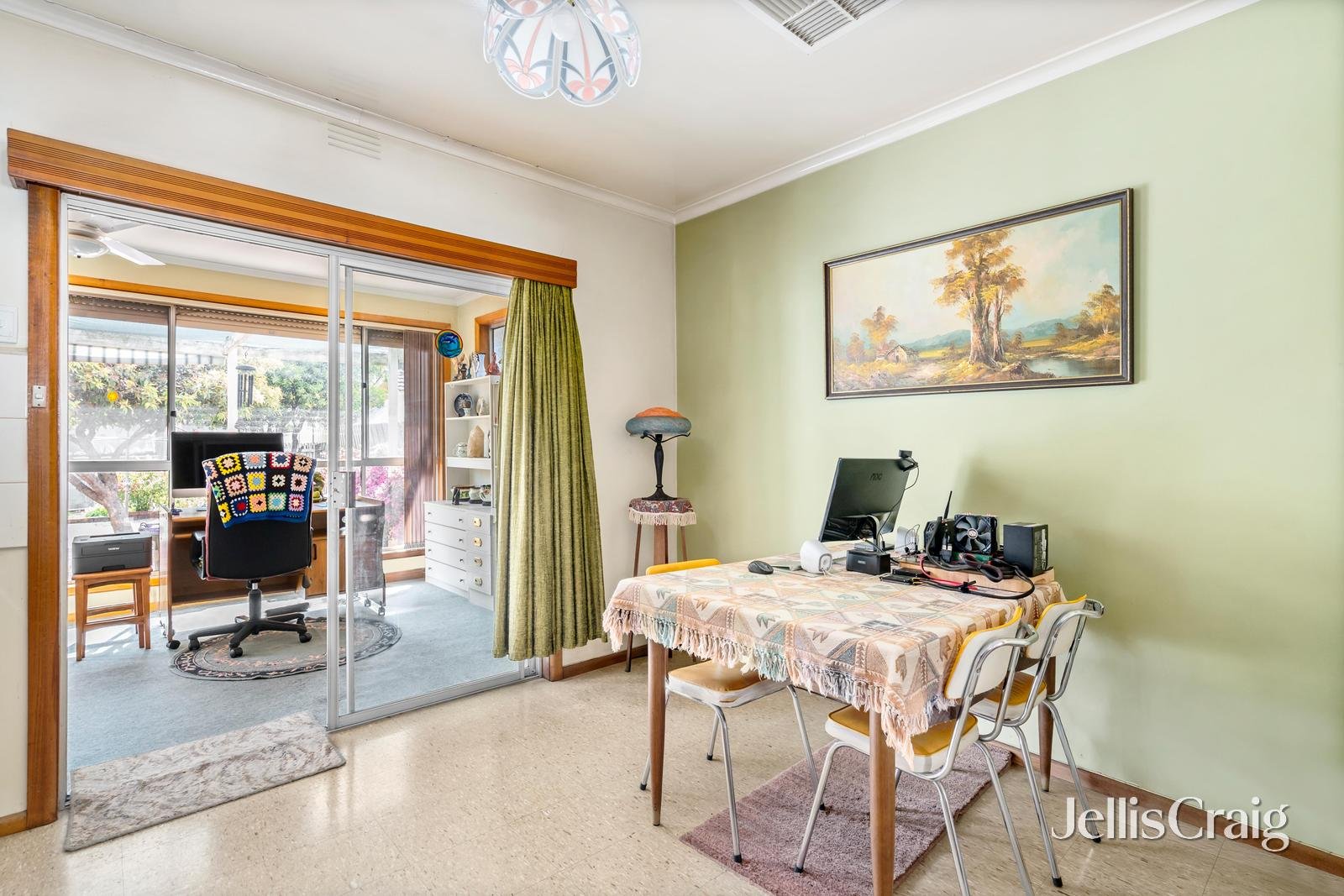 2 Perry Street, Williamstown image 5
