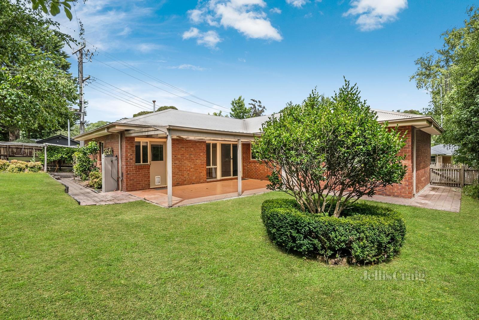 2 Peter Godden Drive, Woodend image 8