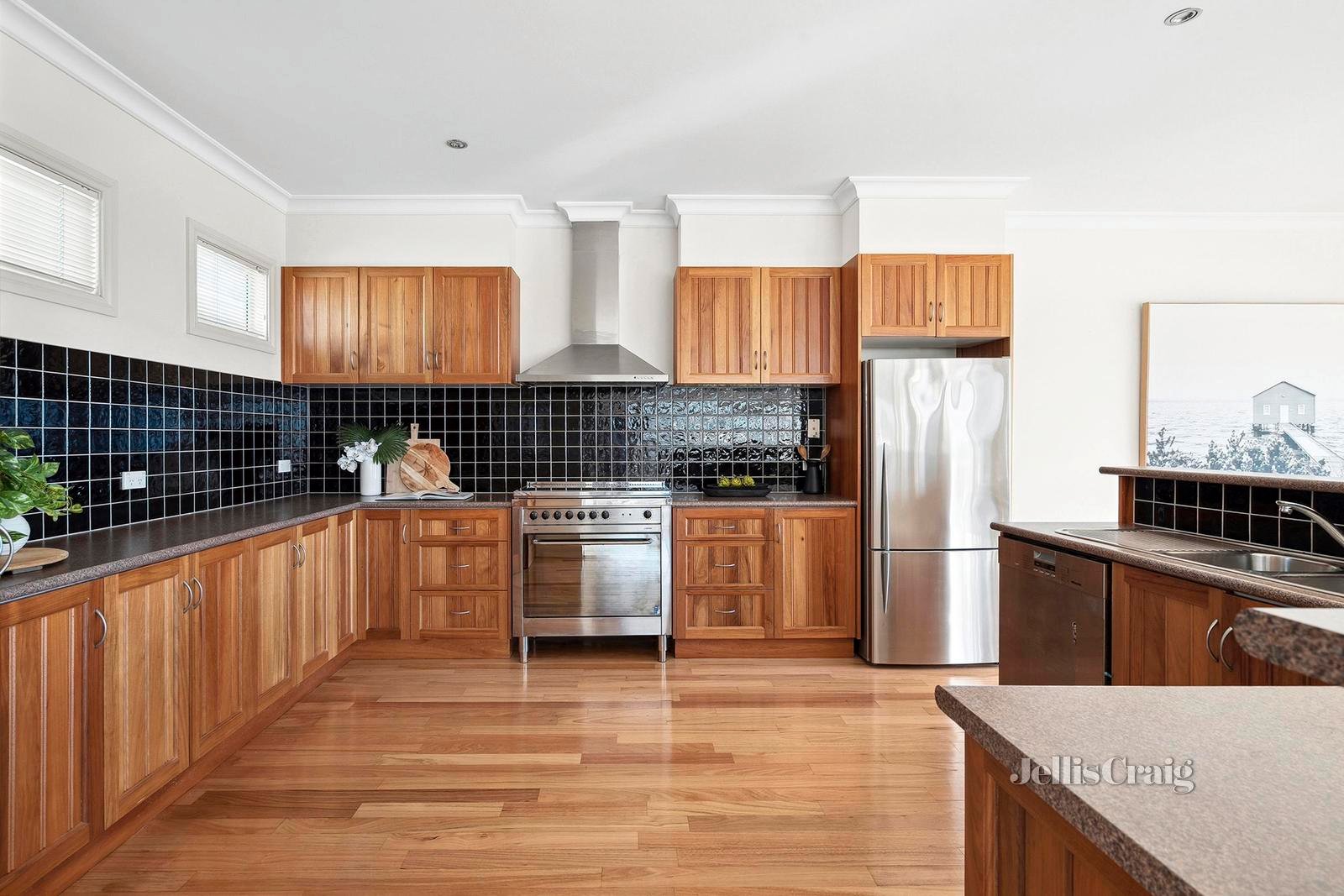 2 Polo Place, Highton image 4