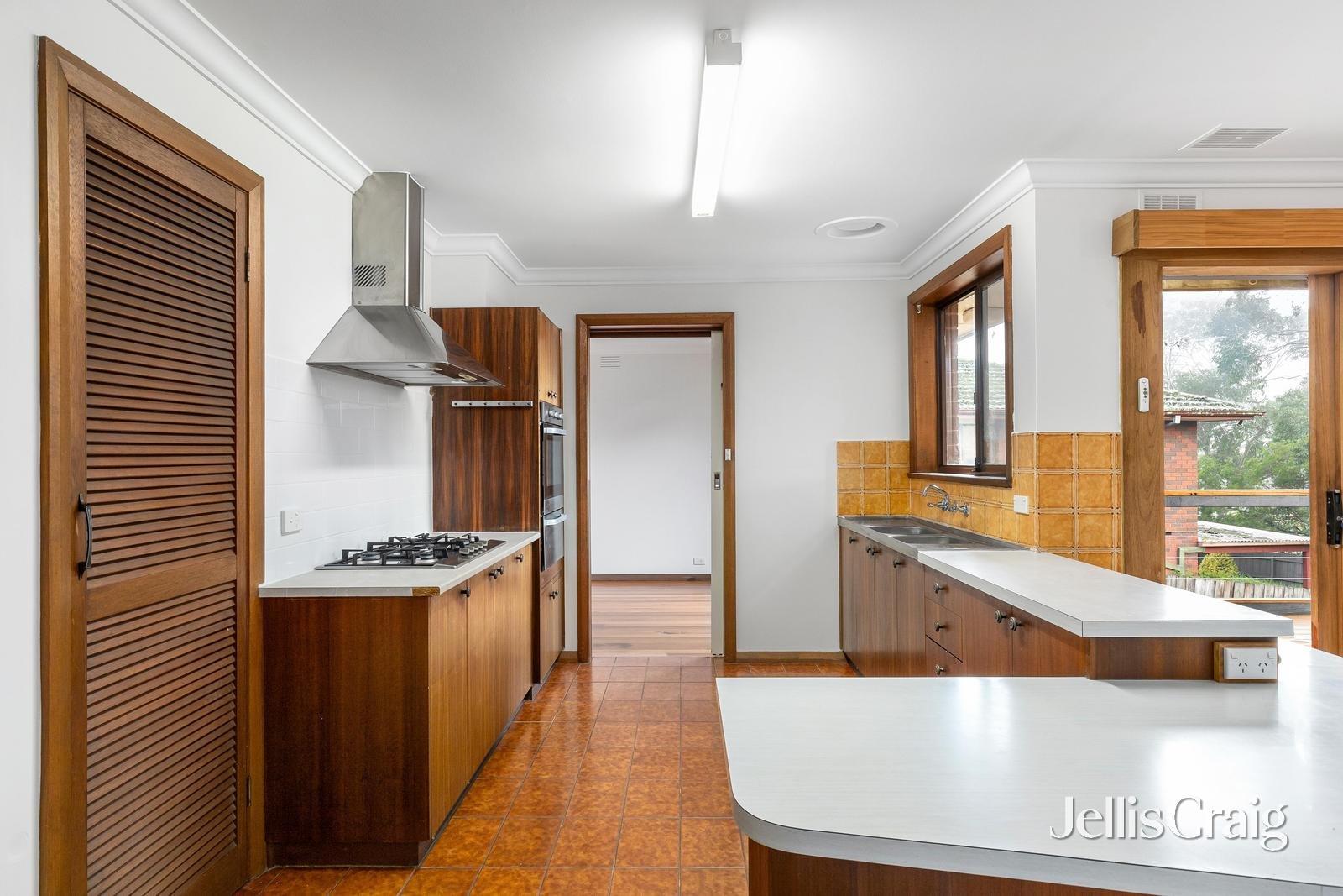 2 Princeton Place, Templestowe image 5