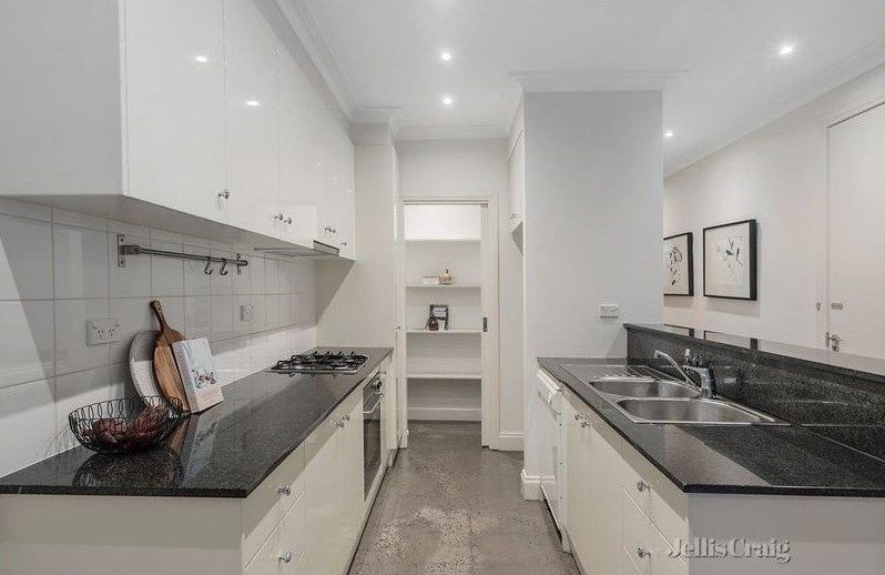 2 Quat Quatta Avenue, Ripponlea image 4