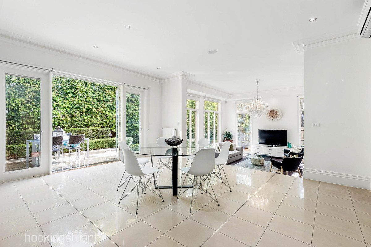 2 Quinton Road, Camberwell image 4