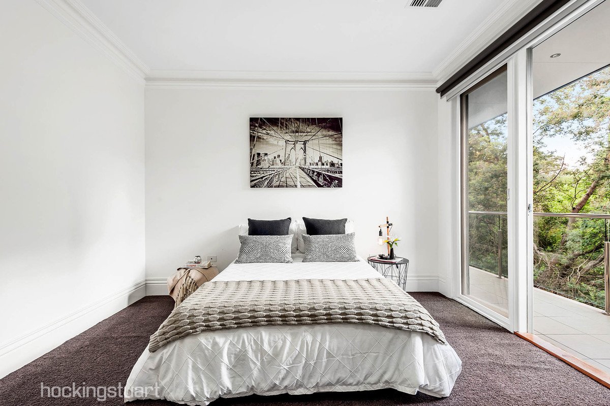 2 Quinton Road, Camberwell image 13