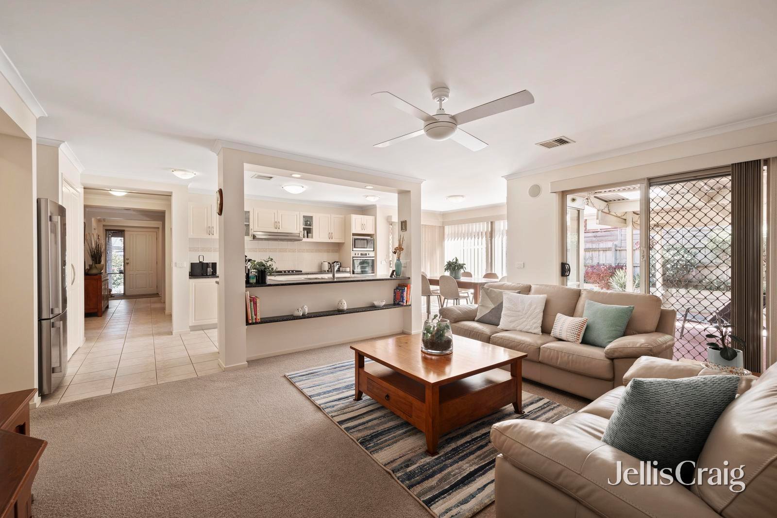 2 Regent Avenue, Mooroolbark image 7