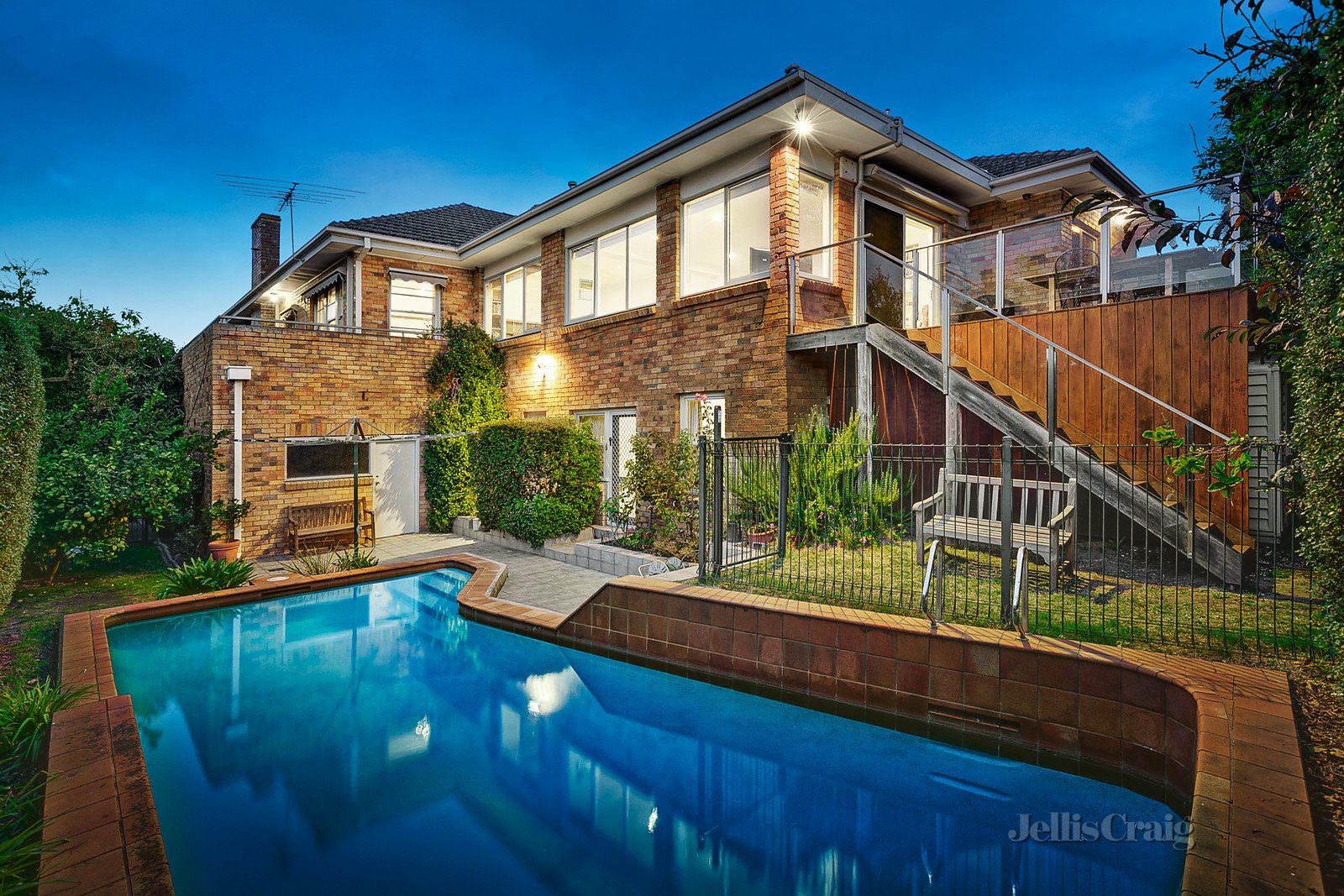 2 Reid Street, Balwyn image 4