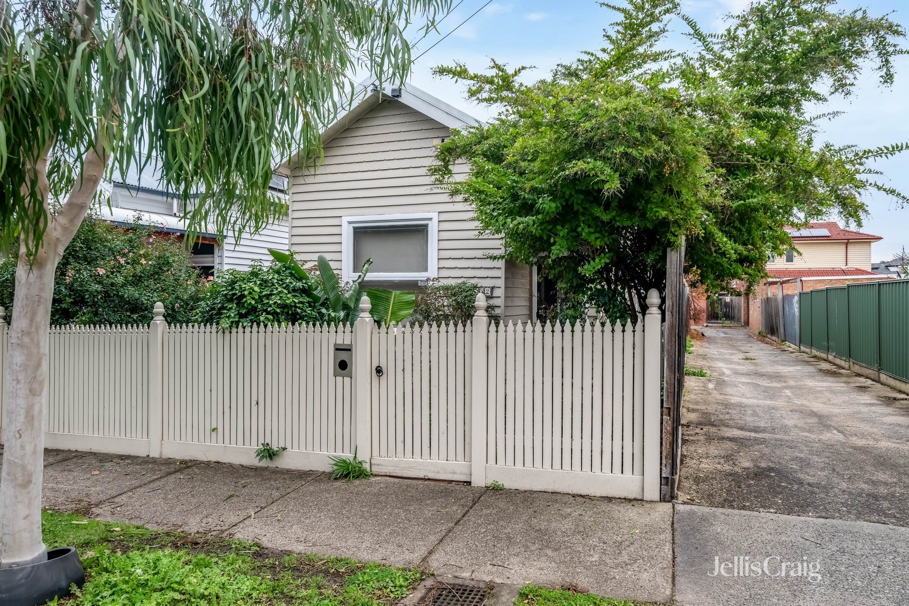 2 Reid Street, Northcote image 7