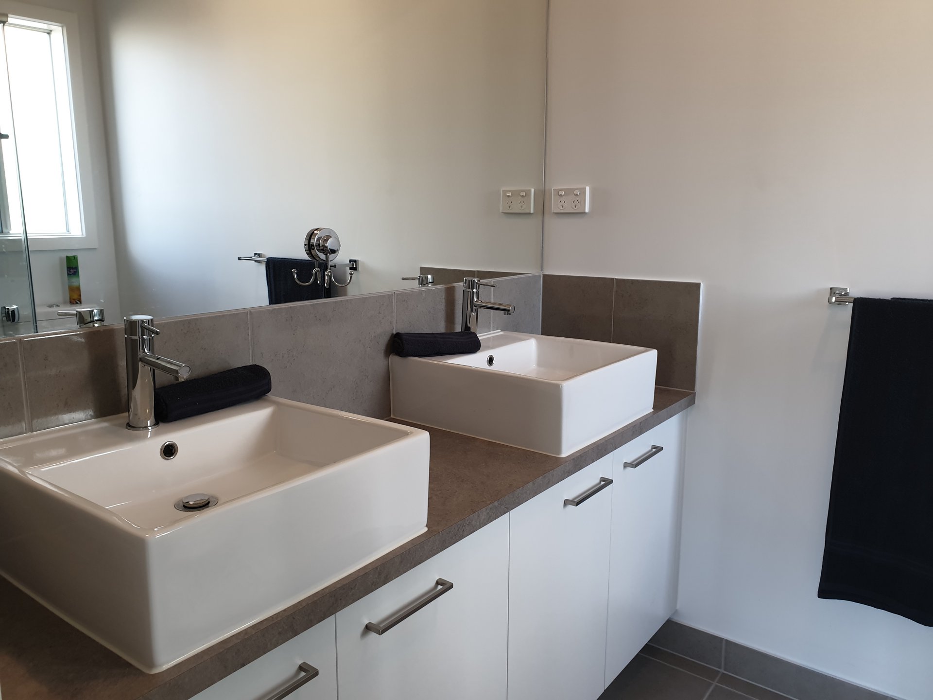 2 Rennick Avenue, Kyneton image 6