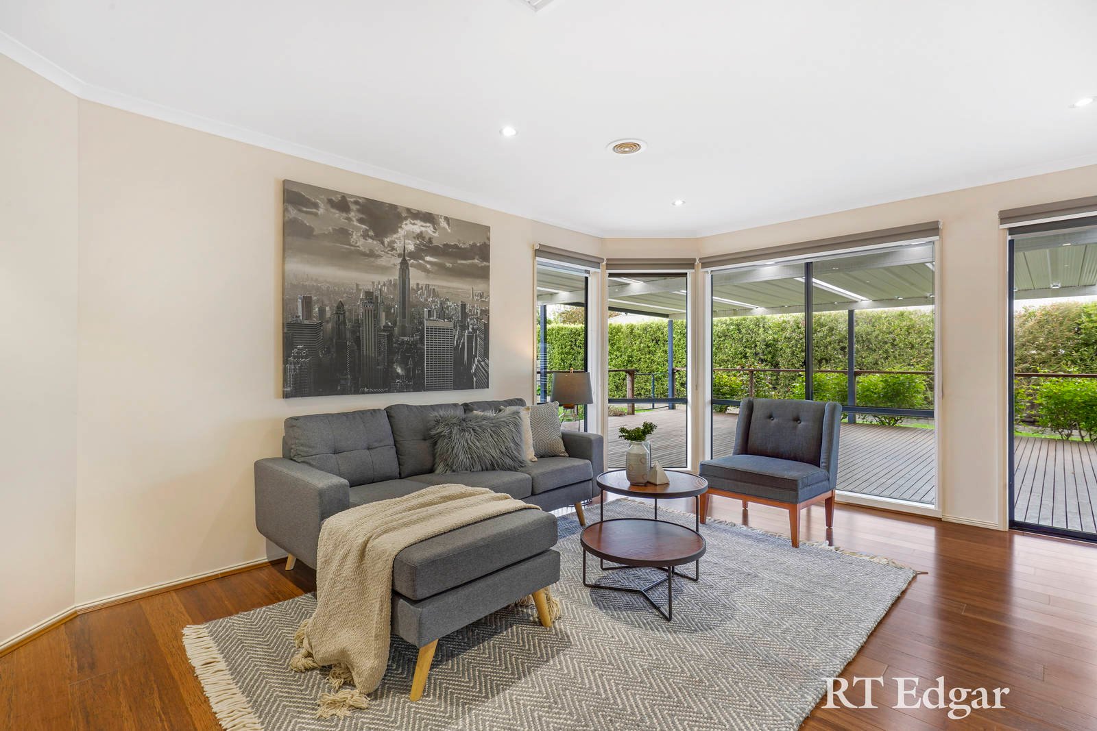 Property Gallery Thumbnail 3