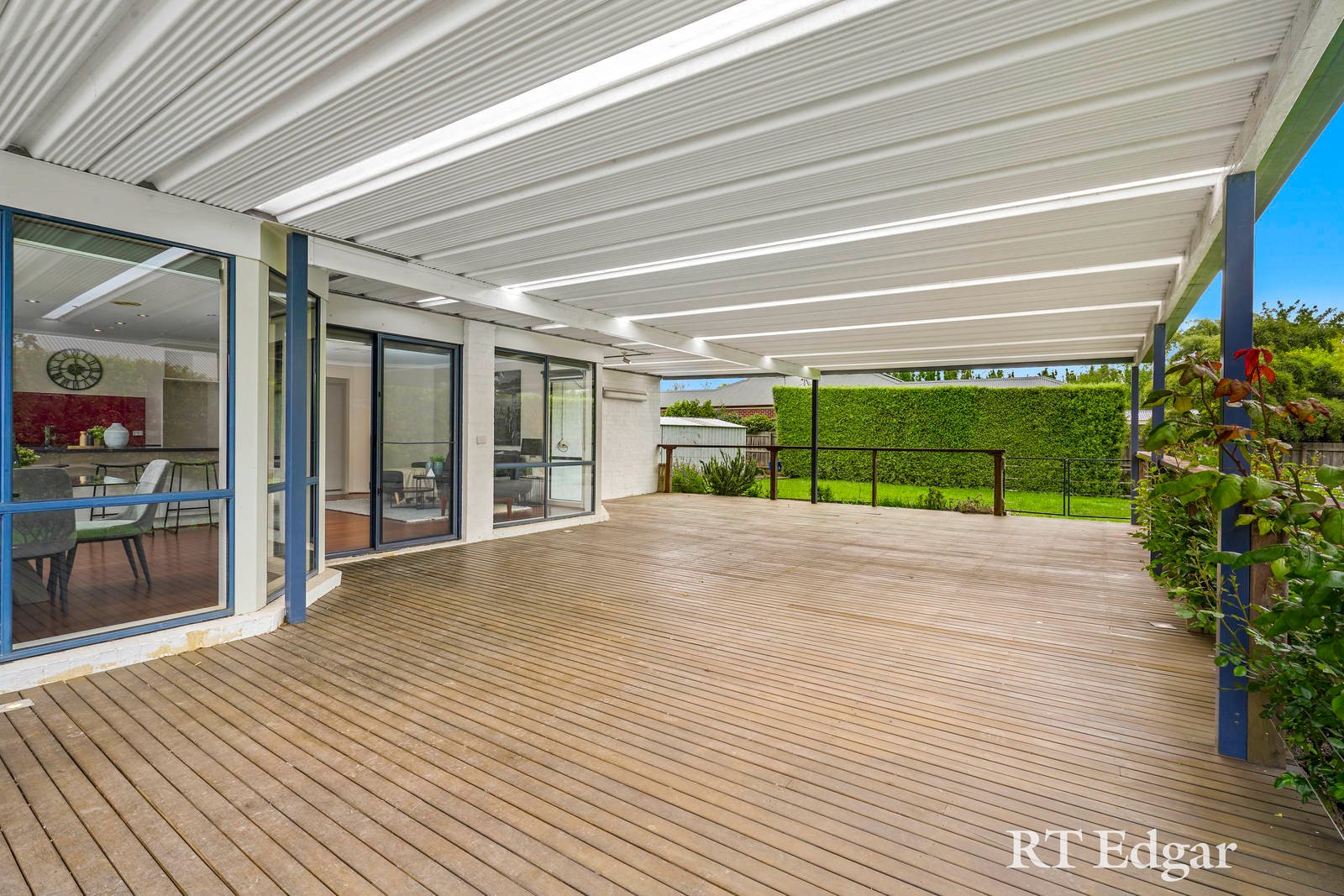Property Gallery Thumbnail 14