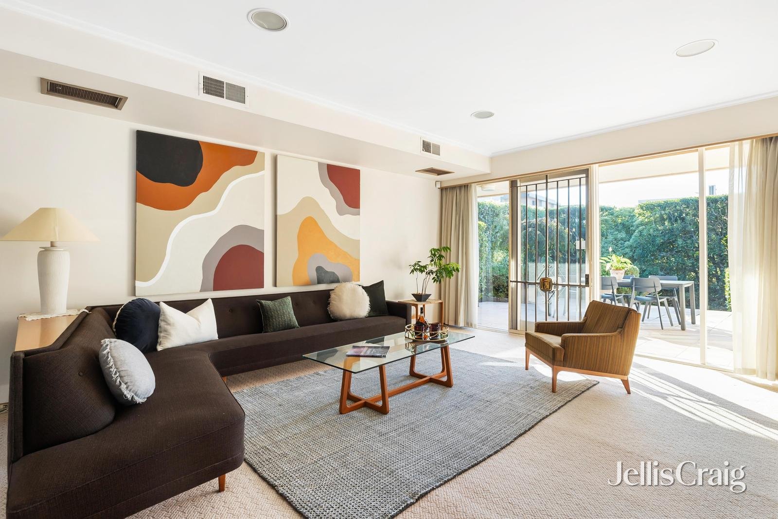 2 Rimington Avenue, Kew image 2