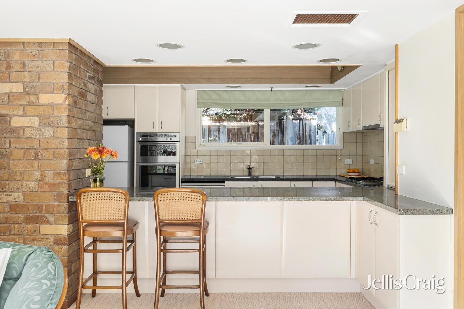 2 Rimington Avenue, Kew image 7
