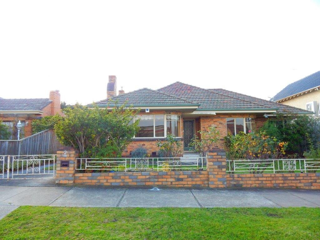2 Roach Avenue, ABERFELDIE VIC 3040