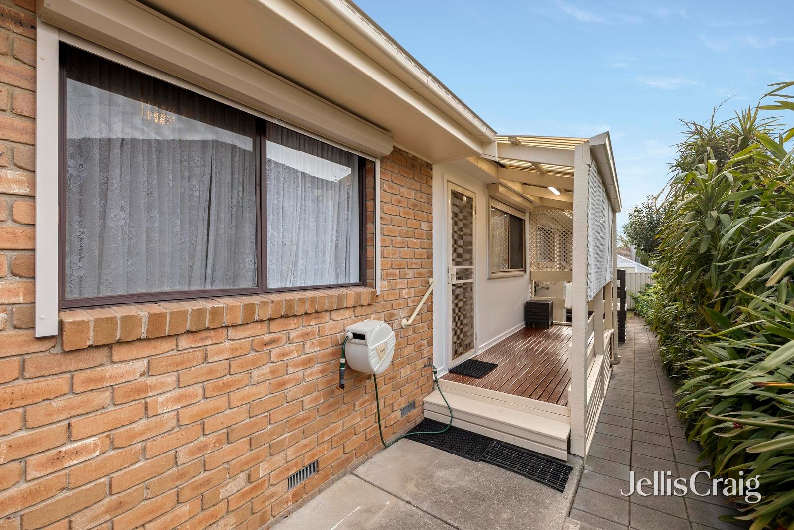2 Rogers Road, Bentleigh image 17