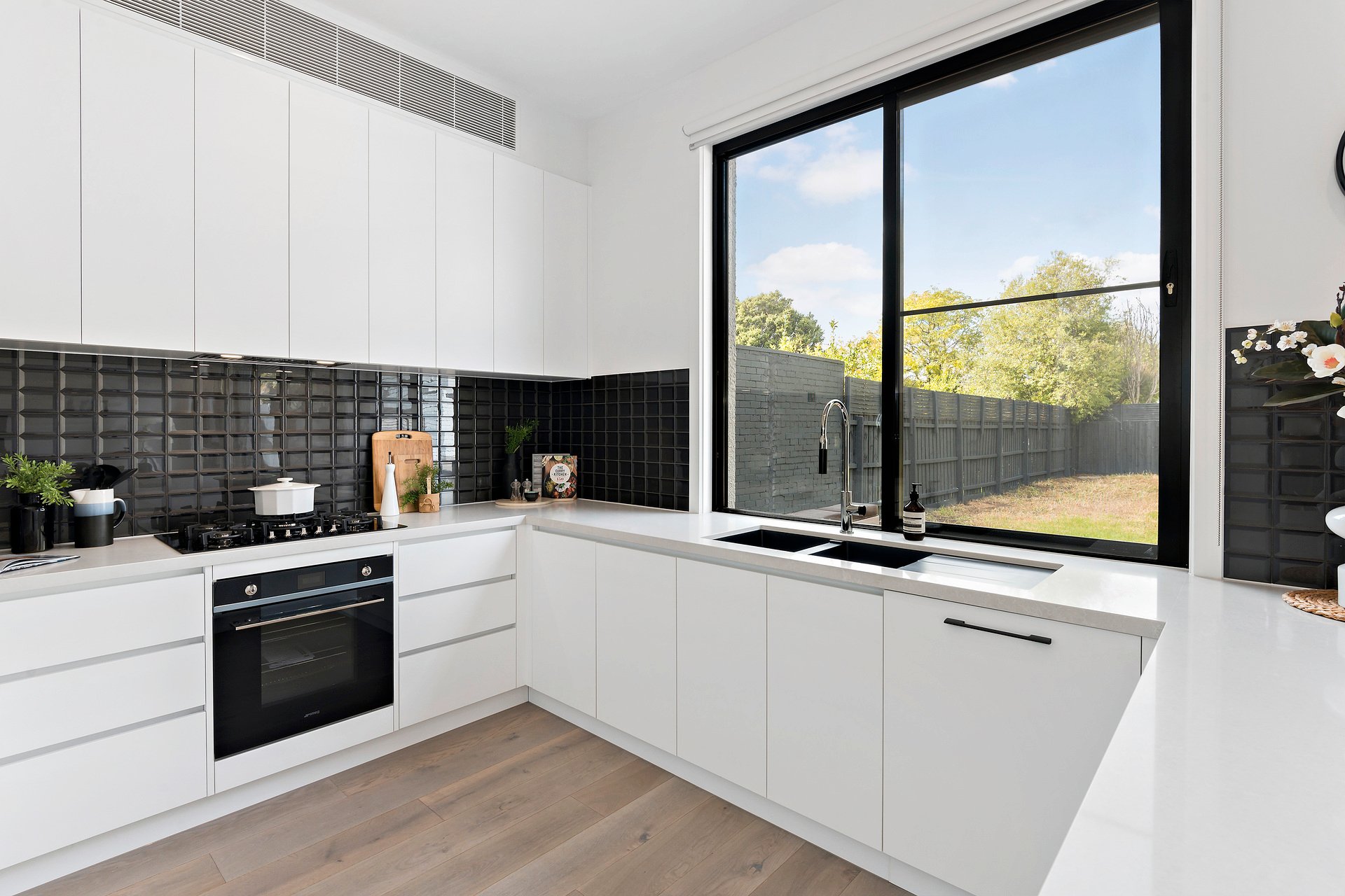Property Gallery Thumbnail 5