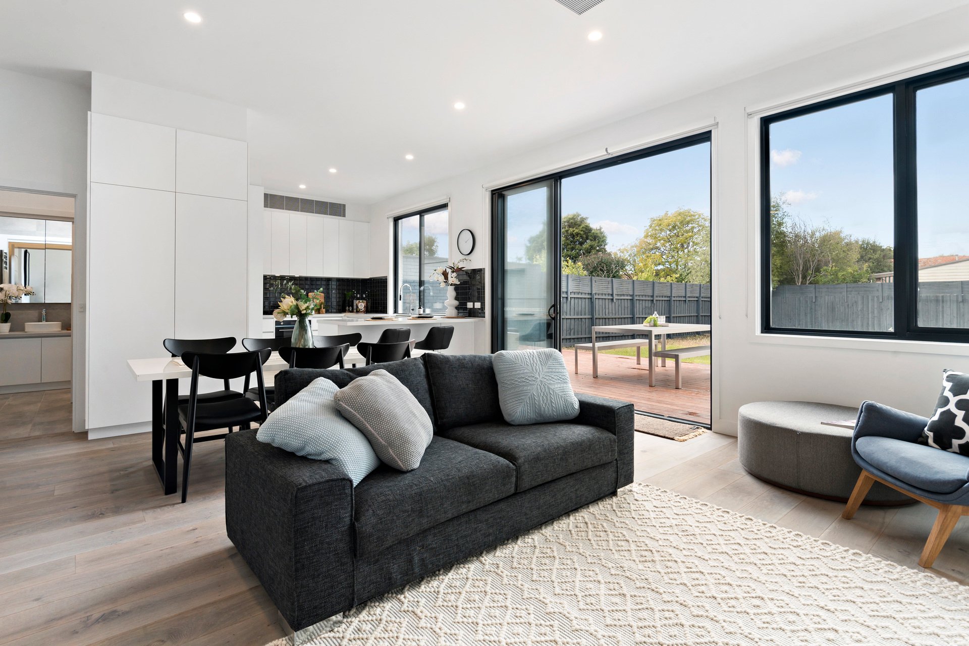Property Gallery Thumbnail 7