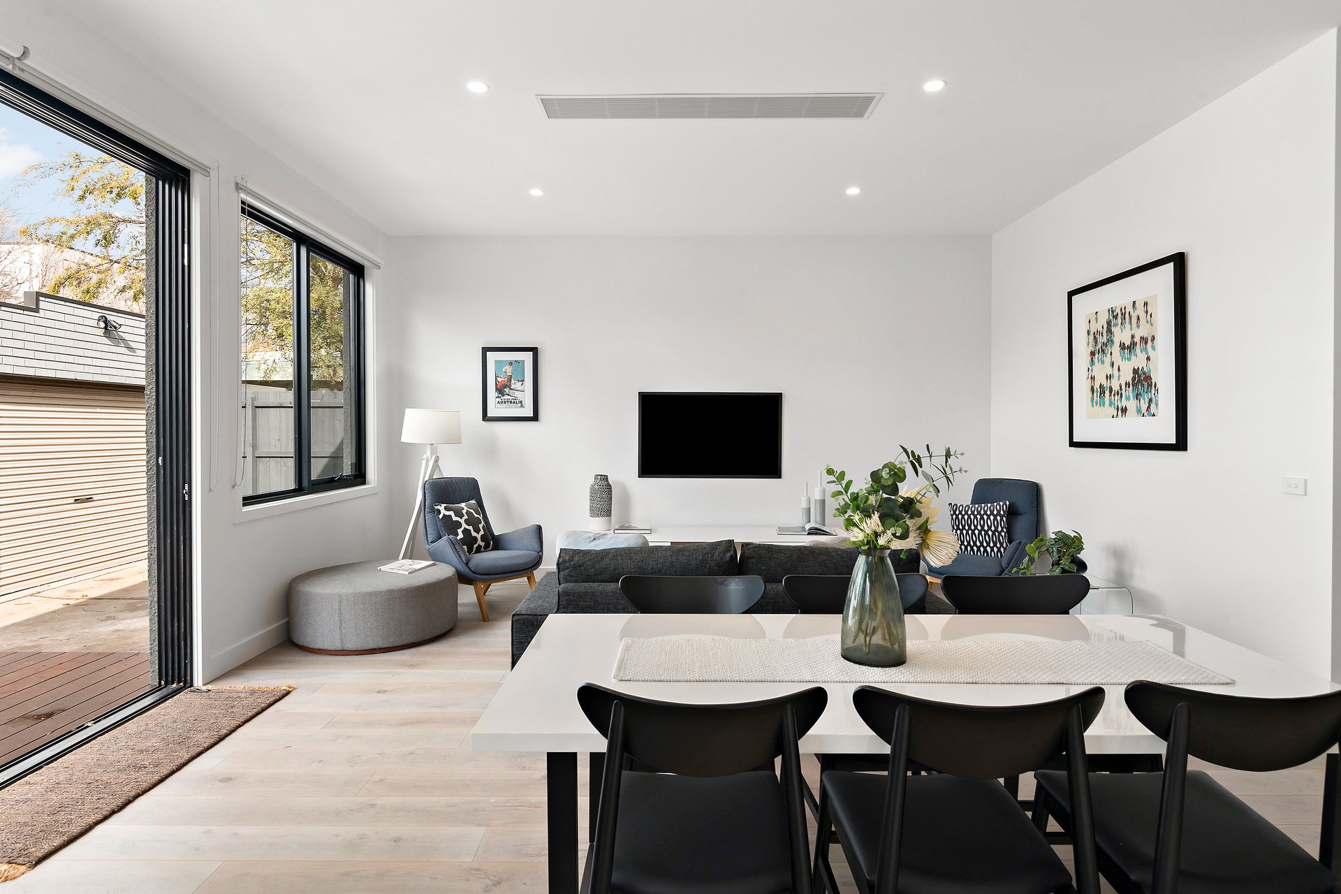 Property Gallery Thumbnail 8