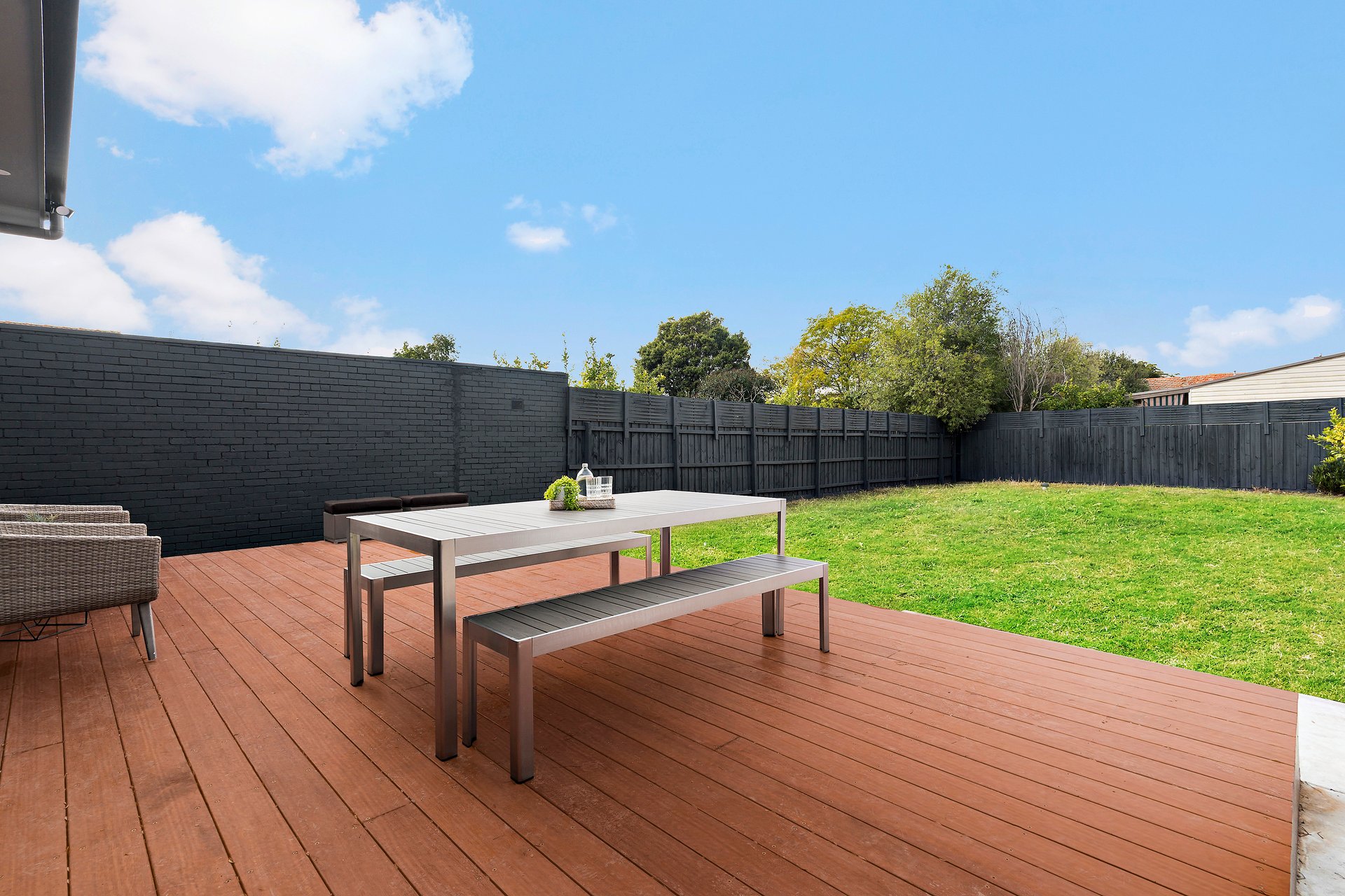 Property Gallery Thumbnail 9