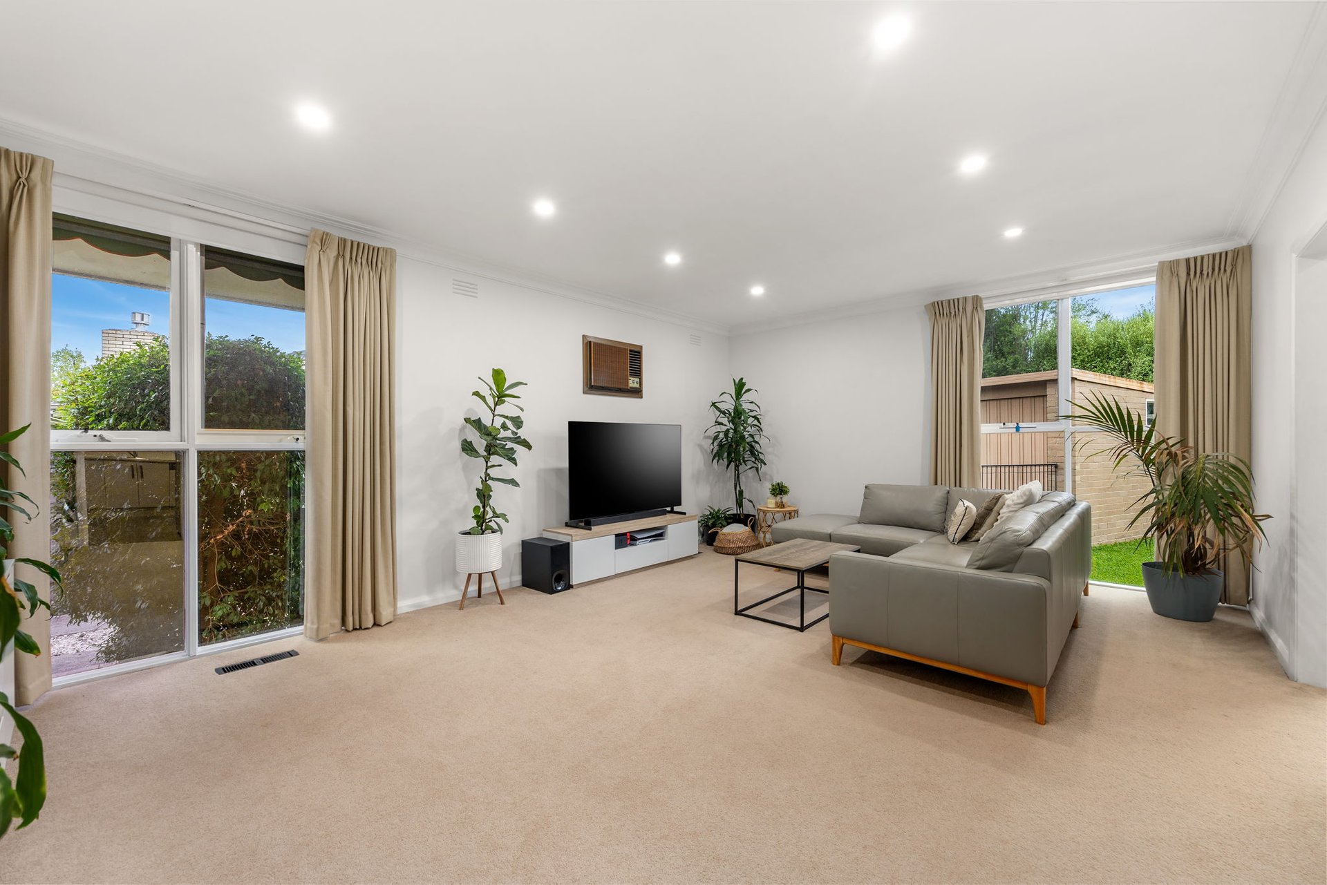 2 Rosebank Avenue, Ringwood&nbsp;North image 2