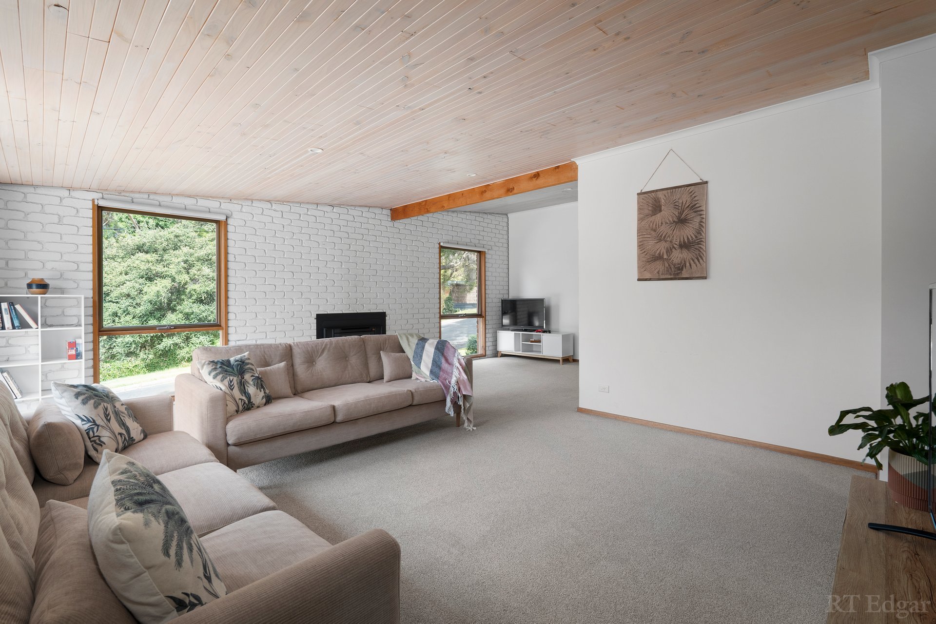 Property Gallery Thumbnail 5