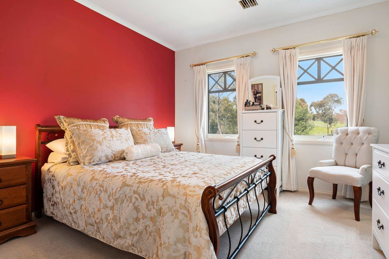 2 Rubens Place, Templestowe image 6