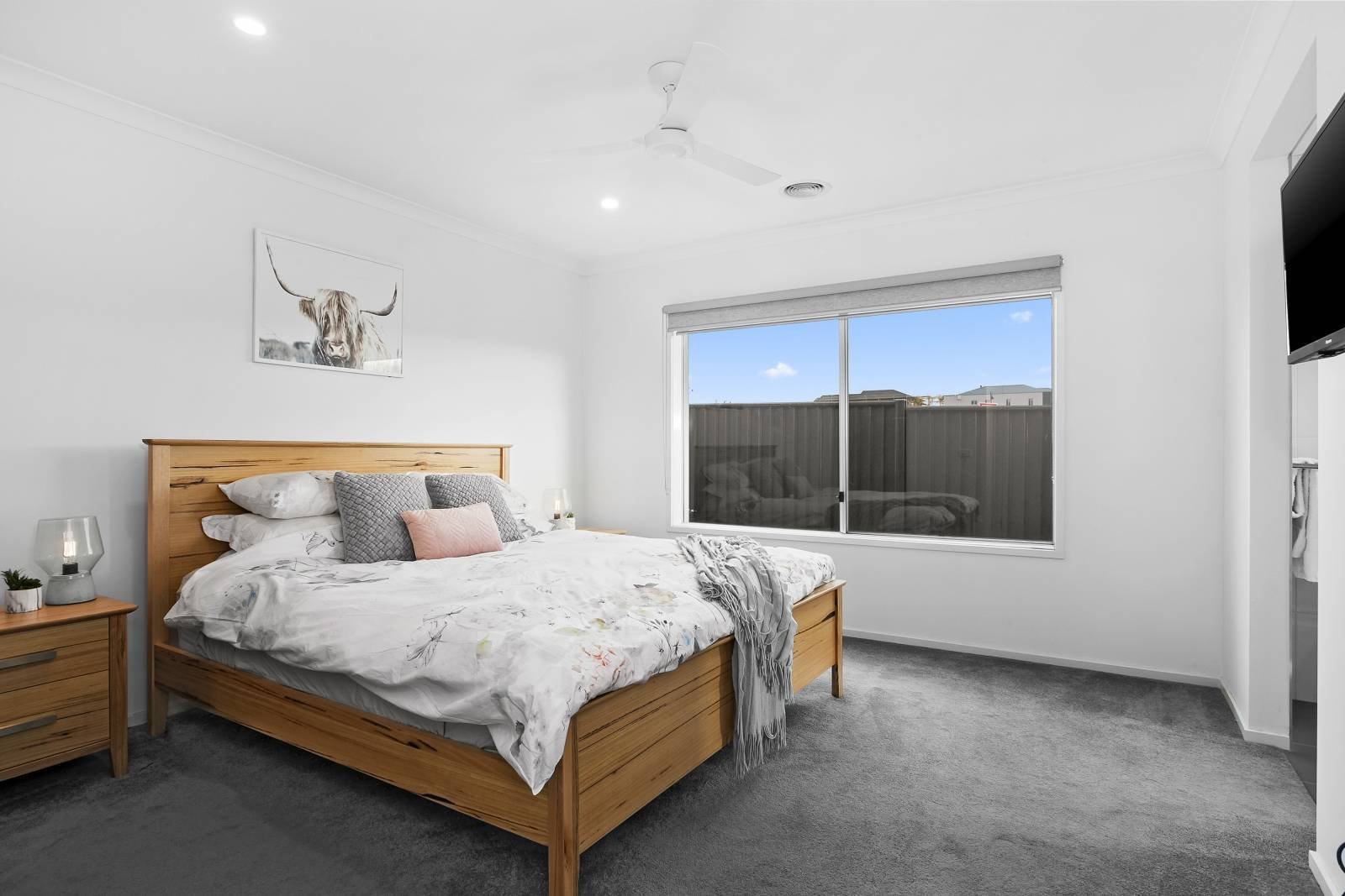 Property Gallery Thumbnail 6
