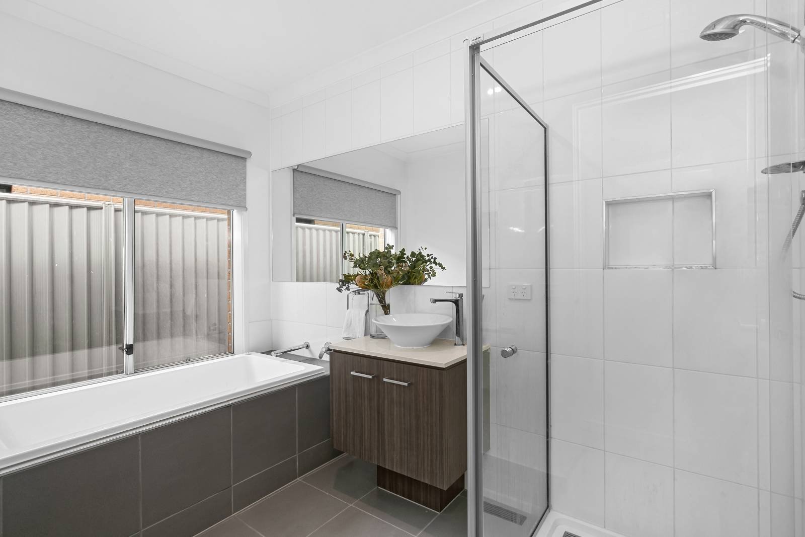 Property Gallery Thumbnail 10