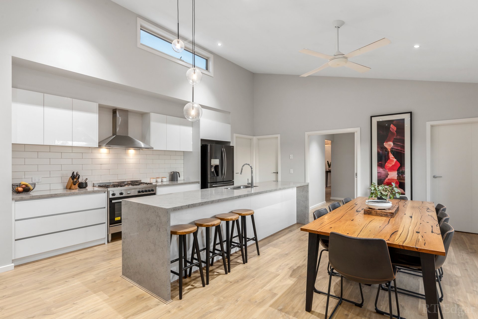 Property Gallery Thumbnail 5