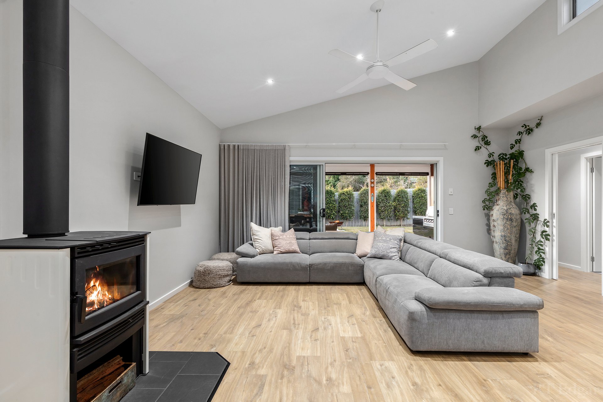 Property Gallery Thumbnail 7