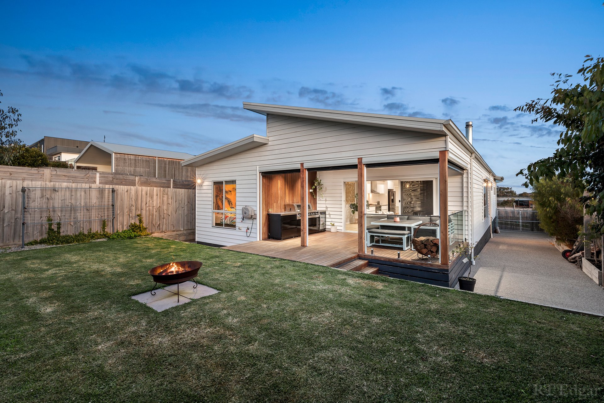 Property Gallery Thumbnail 9