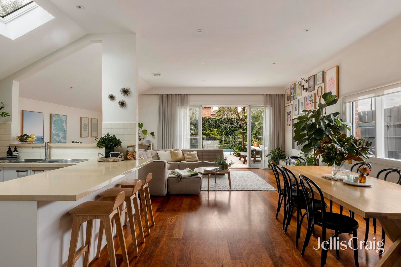 2 Second Avenue, Murrumbeena image 5