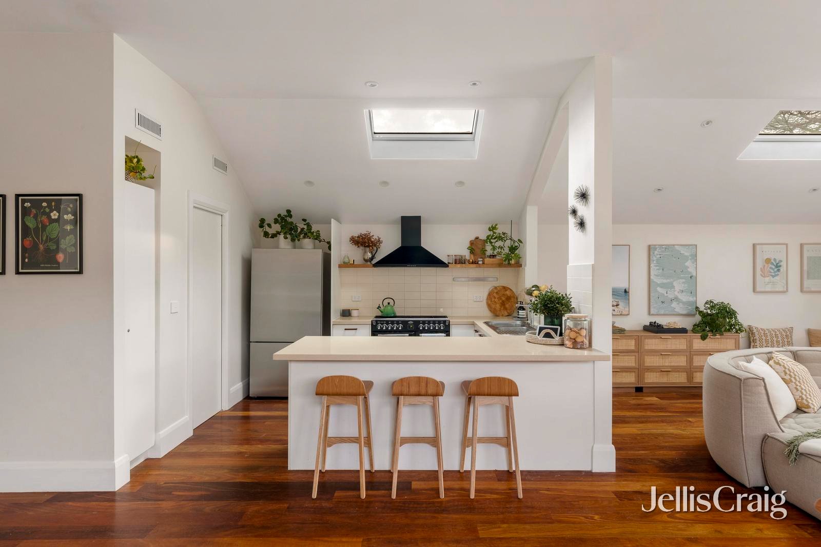 2 Second Avenue, Murrumbeena image 6