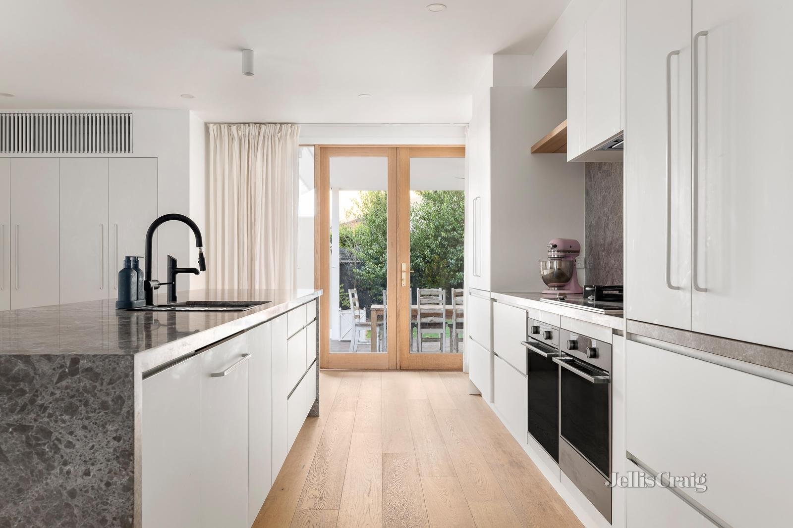 2 Shadwell Street, Cheltenham image 5
