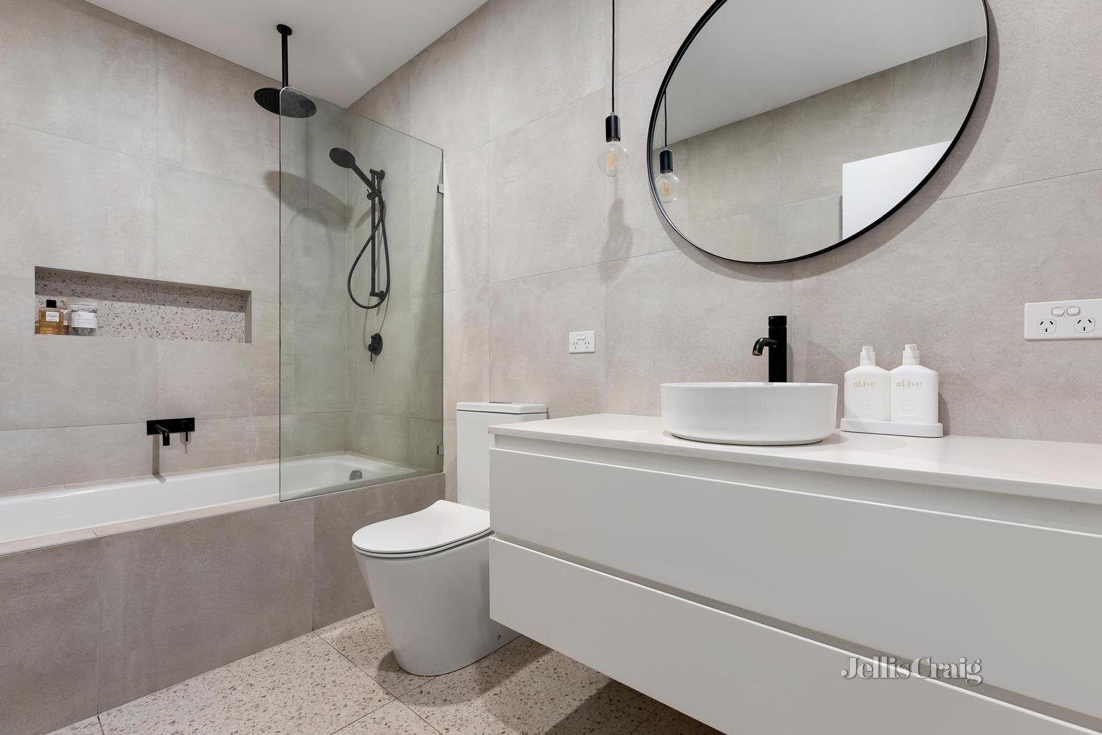 2 Shadwell Street, Cheltenham image 9