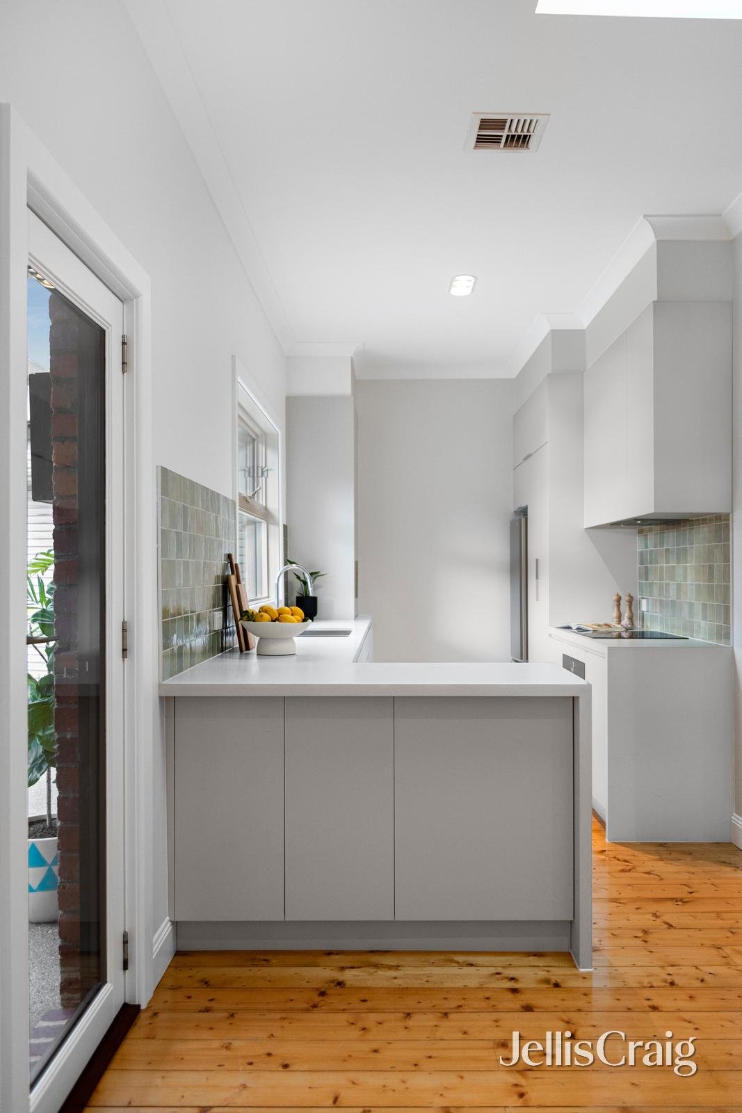 2 Shedden Street, Pascoe Vale image 7