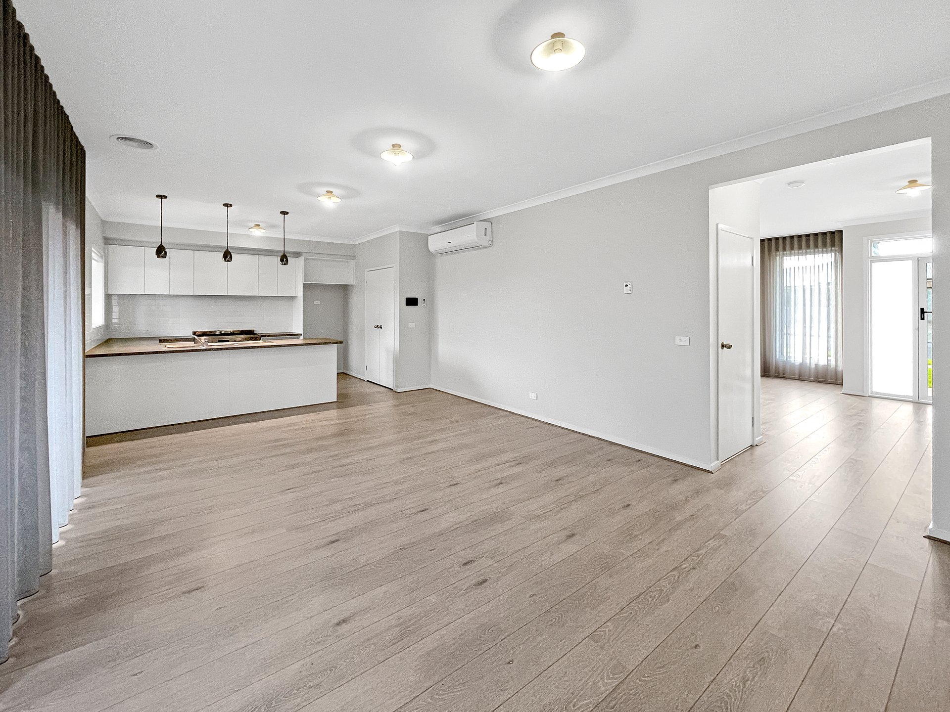 2 Shortland Way, Leopold image 2