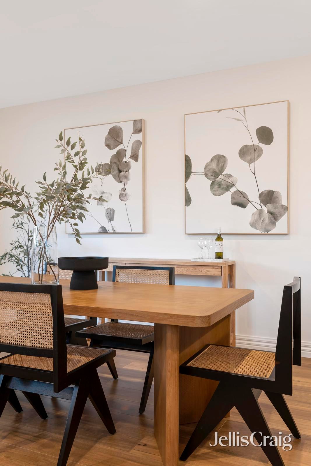2 Silver Leaf Court, Seville image 7